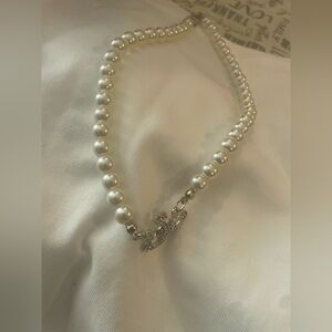 Viv necklace